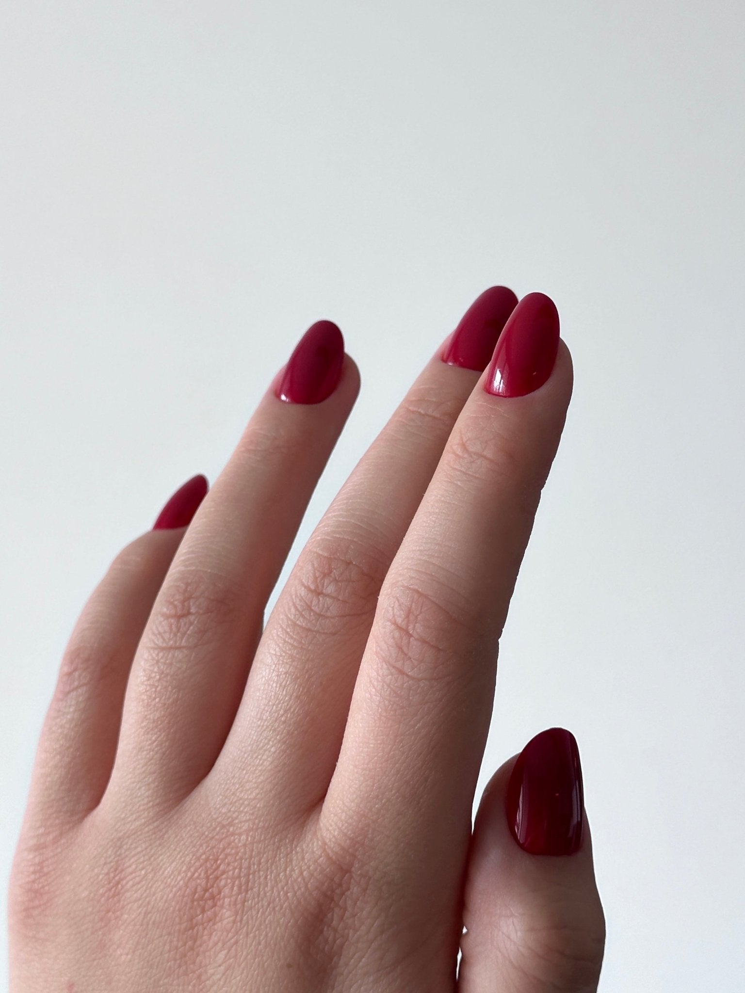 oval red - Odly