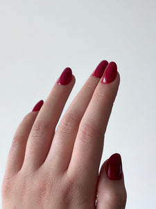 Oval Red Press-On Nails Staple Edit Gel Like Finish

